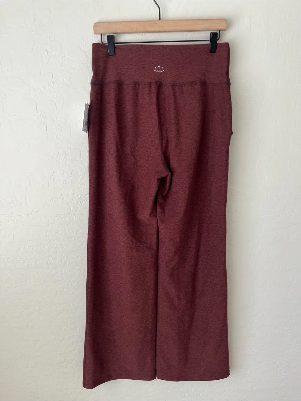 Beyond Yoga spacedye lad back wide leg pants NEW medium - Picture 4 of 13